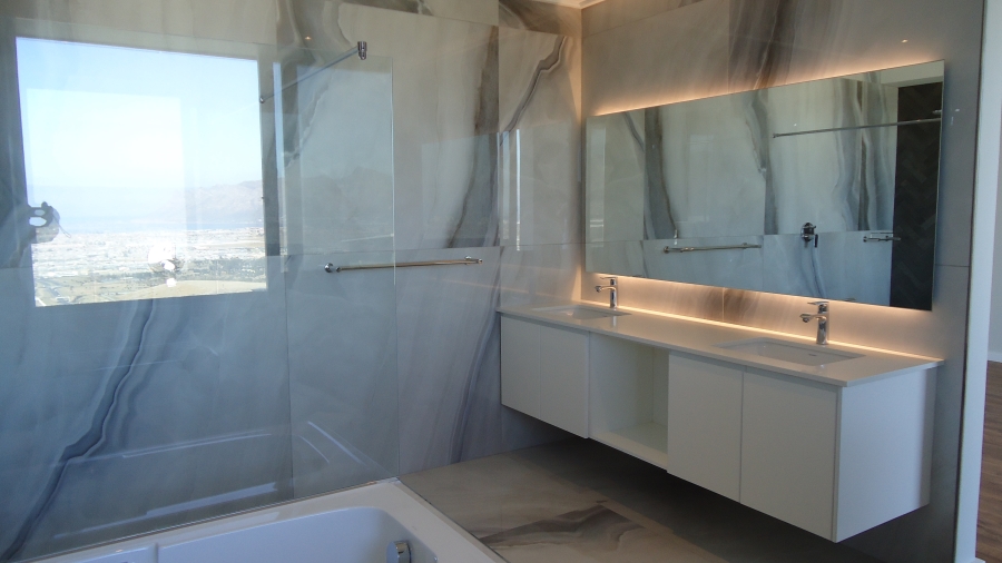 6 Bedroom Property for Sale in Fairhaven Country Estate Western Cape